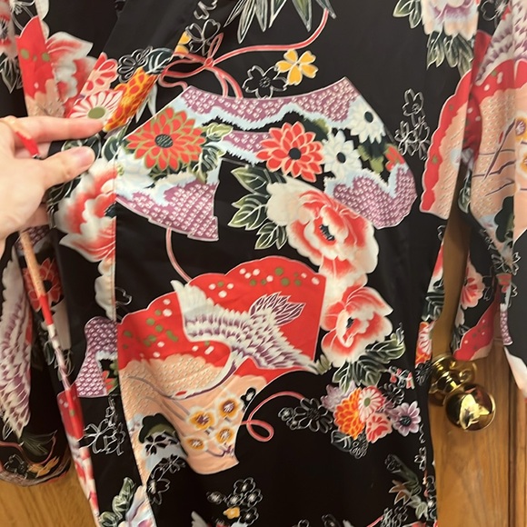 N Natori Crane Floret Robe - Picture 5 of 8